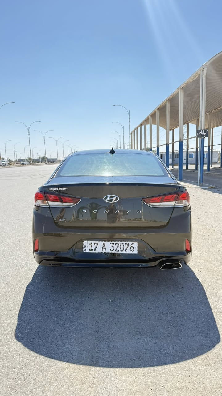 سلام عليكم.
سوناتا وراد أمريكي 
موديل 2019 
فول عده البصمه ول فتحه 
رقم مثنى حره 
للاستفسار اكثر ***********
