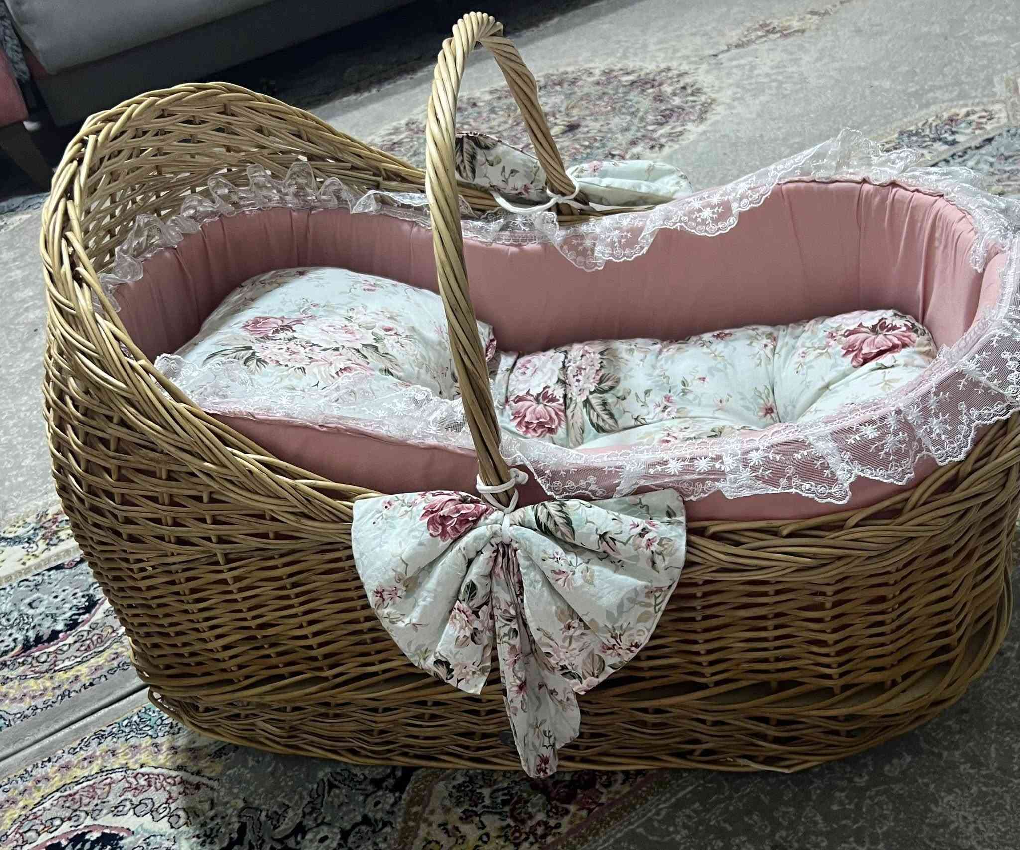 سله كريكوت للبيع صنع أيد حجم كبير مو مال سوق كله وكف عليه ب70 أبيعه ب45


**إذا كنت صاحب هذا الإعلان وتريد حذفه لأي سبب، رجاءا أرسل رسالة إلى الدعم الفني**