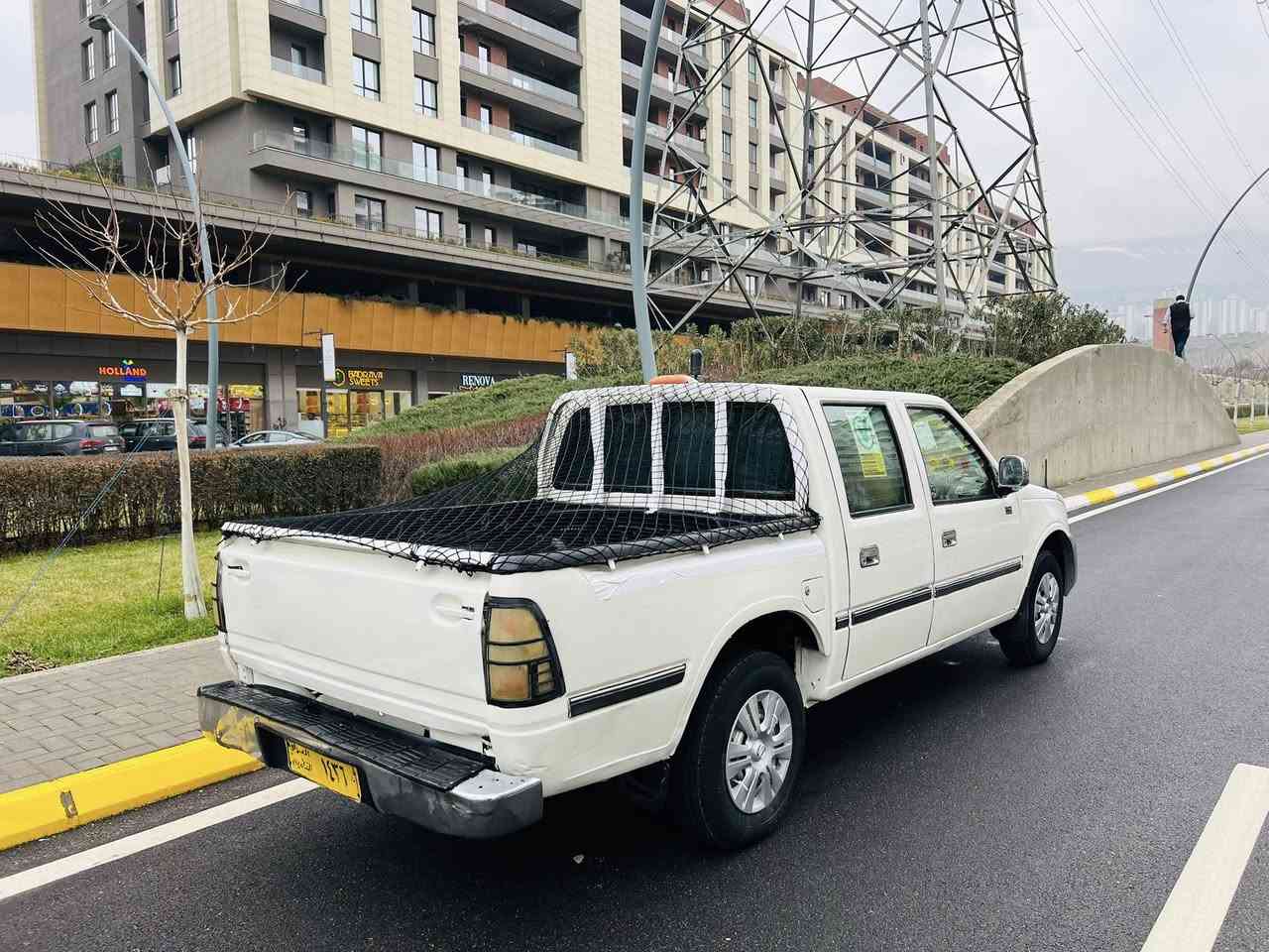 سەرەتا بەناوی خوا ماشاللە لەماڵی هەموو لایەک
بوو فروشتن گؤناو
مووديل 2007 سه نه ويي عه سلي و پاكانه ي له گه له به شه رتي ئه وه لياتت حاسيبه مووسوو براوه ش به شه رت 
ته بريد ساردو گه رمم به شه رت
مه كينه ي بيلاد گير عاديه به شه رتي گيرو مه كينه هه لمي نيه 
كاره باهي هه موو گيانيي ئيش ده كاتت قفل مه ركه زيه كامل گيچه كاني ئيش دكات سيدي وگه رمي شتي مزبوتتت 
چوار تايه و ويلي تازه يه 
سه ياره كي تا بليت توندوو توله ماليي دوسته 
 سياره كه روبه رو جوانتره 
نرخ ((((38گه لامعامه له يكي برايانه )))
***********
***********
