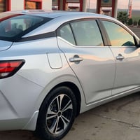 للبيع • سيارة • تواصل