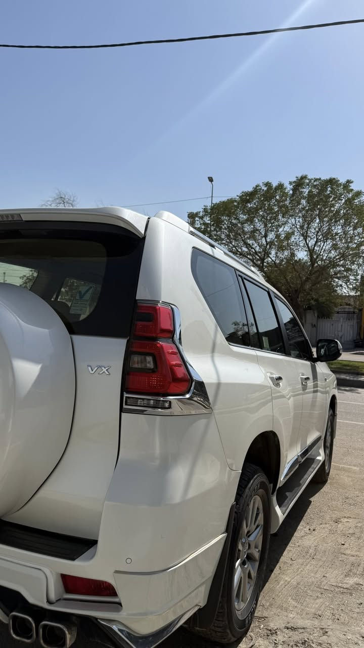 برادو 2018 VX
السلام عليكم 
برادو 2018 
جديدة مكفولة كفالة عامة 
ساس / SAS 
شاشة جبيرة 
3 قطع تبريد 
6 سلندر 
كراسي كهرباء 
كراسي تدفئة 
مري شفط 
بصمة 
فتحة سقف 
حاسات امامي خلفي 
لايت اسود / LED
عداد شاشة ( شاشة اعطال ) 

السياره كلش حلوه 

السعر : 38،500 

***********
مكان السياره بغداد
