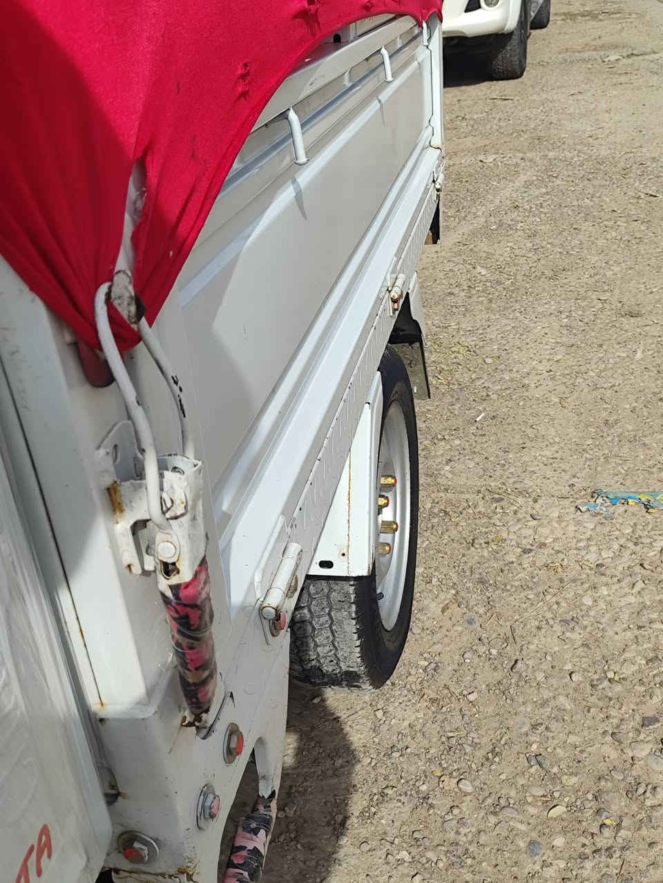 ئەم کەریم کابانە بوفروشتن  سعری زۆر گونجاوە بارەی 22یکە
مودیل 2025 
مەکینە 150یە ماشاللە چرکەی تیانیە بەشەرت
هەمووکیانی لوکە هەزارماشاللە کیج الکترونیە بودی دریژە اوراق وبلیتی بیلادیە ماڵی کەسابەتە  لەخوار بازار ایفروشین


**إذا كنت صاحب هذا الإعلان وتريد حذفه لأي سبب، رجاءا أرسل رسالة إلى الدعم الفني**