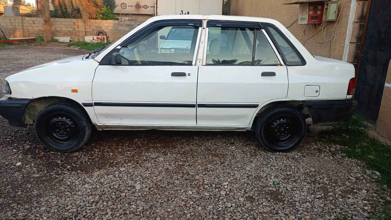 السلام عليكم للبيع موديل 12الشرعي متوفي السيارة مكينة والكير خير من الله والباقي شوف العين السعر 16وبيها مجال اتصل على الرقم ***********
