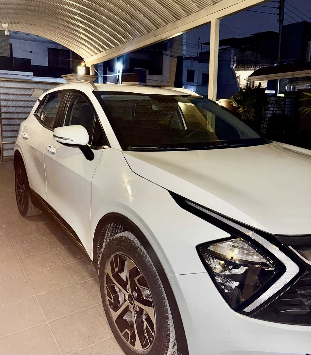 السلام عليكم كيا سبورتج مديل 2024 ماشيه 22 الف للاستفسار ***********
