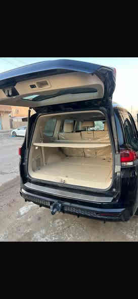 السلام عليكم 
لاندگروز ليمتد موديل 24 ماشي 19 الف 

اخت الزيرو  فول مواصفات ماعدا تبريد الكشنات 
بيها باج تضليل
باسمي شرط التحويل 
السعر 720
***********للاستفسار
