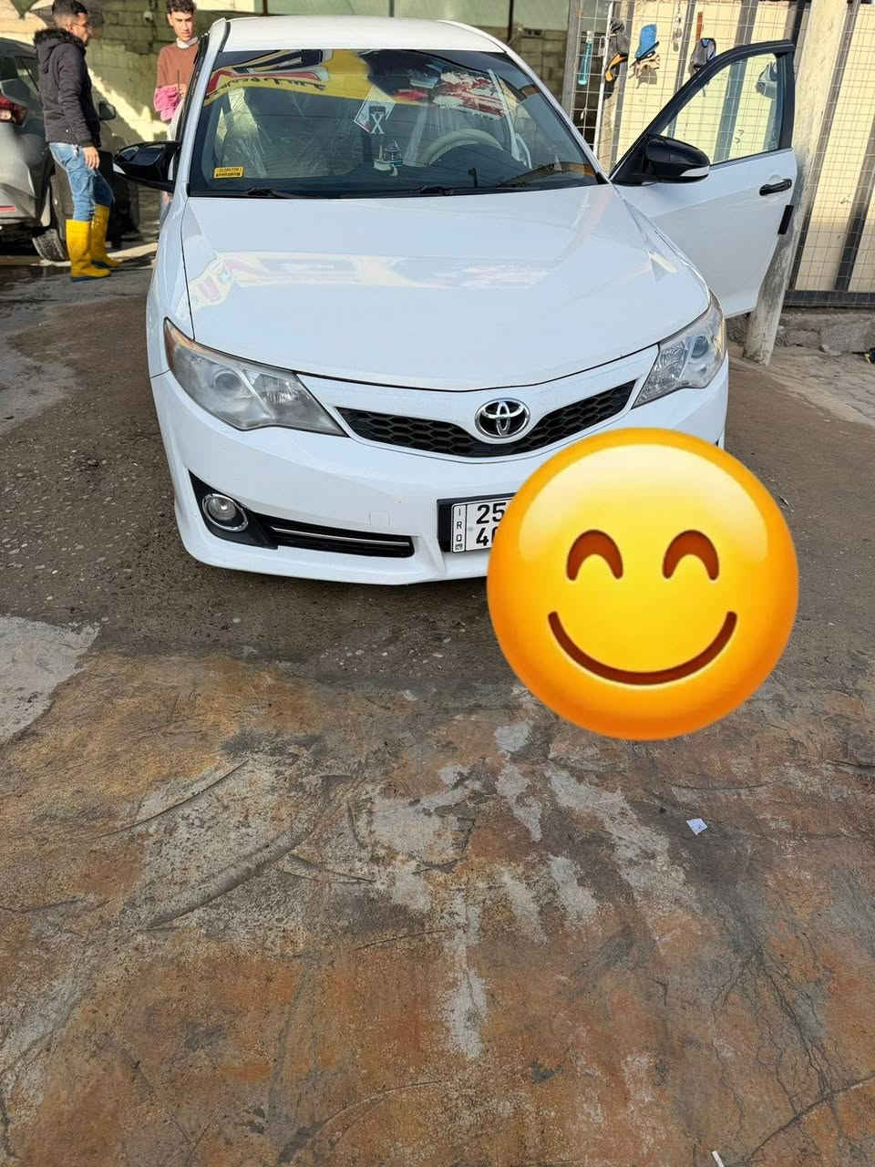 كامري 13 كندي SEموصفات معروفه بيه قطعه وحدا تبديل بلادي فقط بونيد او بيه كم مكان بارد يعني شي قليل حيل مكانين او ثلاث او هلال الوره بي شبر صبغ فقط مكينه مبدل كاز كيت كير شرط للستفسار اكثر اتصل وتدلل مو شراي لا تكسر بحلال الناس السعر 142 وبي مجال للطيبين تواصل ***********
