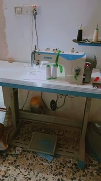 مكينة خياطة صناعية • كاتم صوت • حي البتول
