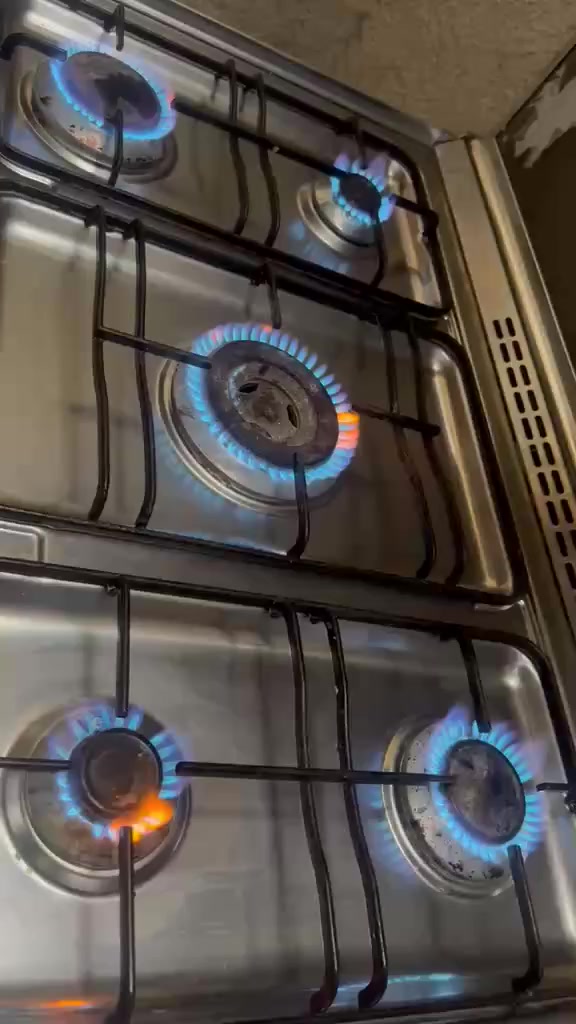 السلام عليكم
طباخ كريازي مصري نظيف جدا  استخدام قليل 
مكانه بغداد حي الانتصار سعره ٣٥٠


**إذا كنت صاحب هذا الإعلان وتريد حذفه لأي سبب، رجاءا أرسل رسالة إلى الدعم الفني**