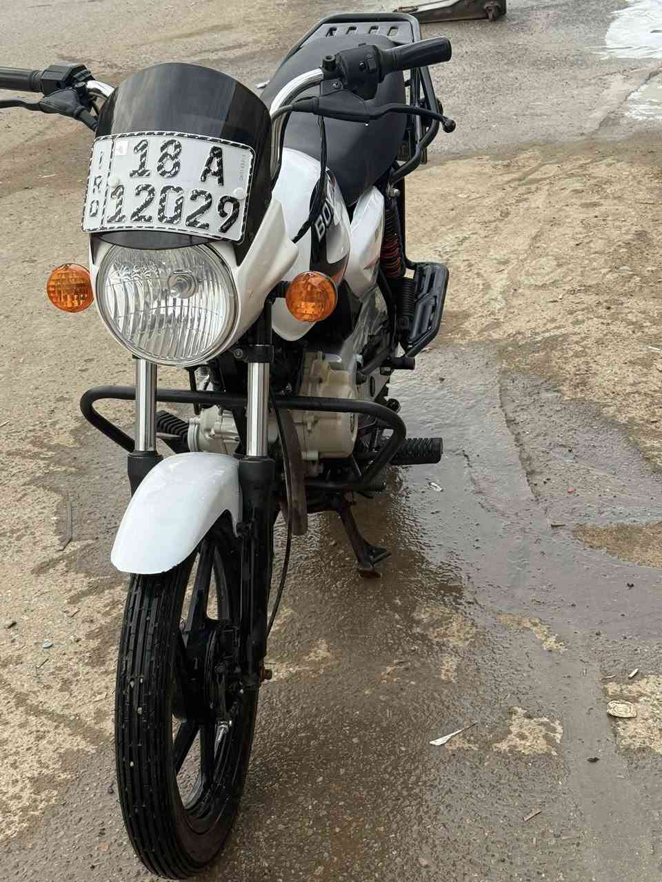 سلام عليكم درجه بوكسر 2023مشاها 16الف الدراجه مامشتغله دلفري ابد بسمي رقم حله مكاني بغداد مبدل سلندر بل شركه لاستفسار *********** ولباقي دراجه جاهزه مابيه اي نقص عده دبلات نص عمر
