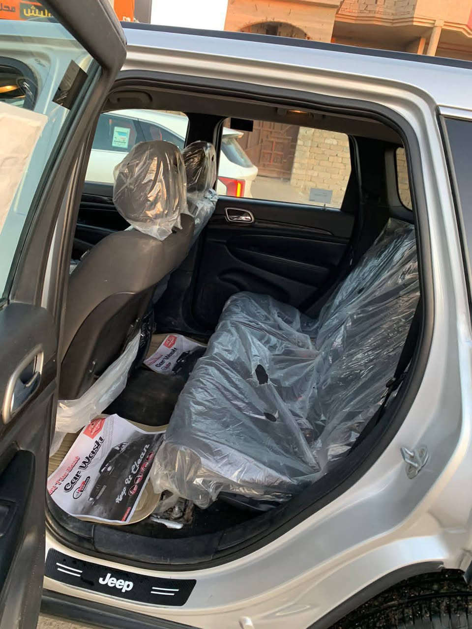 للبيع جيب لاريدو موديل 2012 رقم صلاح الدين انكليزي كير محرك شرط تخم تاير قبل اسبوع  سيارة جاهزة من كلشي السيارة مكفولة من الصبغ والضربة فقط بارد بلجاملغ الامامي شاشة كبيرة كامرة منضومه نزون كاملة  ***********
‏‪***********‬‏
