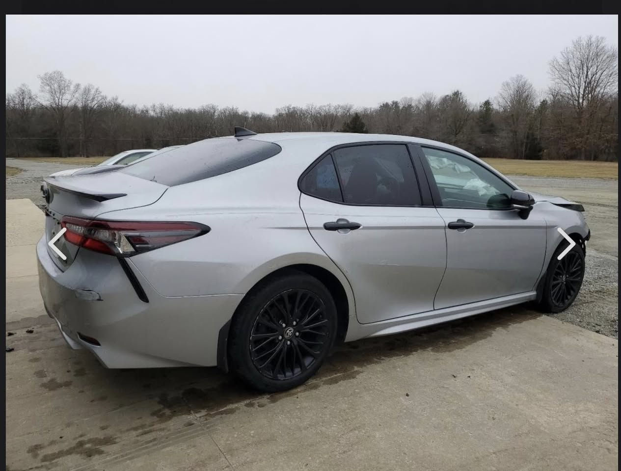 السلام عليكم كامري 2022
se لون رصاصي 
حادث كما موضح في الصوره بنيد فقط صبغ بدون تبديل
الباقي كلو بلادي وشرط 
رقم كركوك شرط تحويل 
السعر 200$ 
لل استفسار الاتصال 
***********
