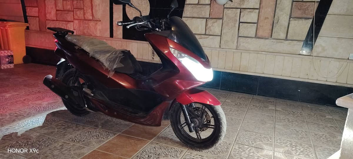 بي سي اكس جيل الثاني دراجه حيل نضيفه ياباني fJ نقص بس قبغ بانزين رايدها 13 ورقه مكاني بغداد شارع فلسطين حي المهندسين ***********
