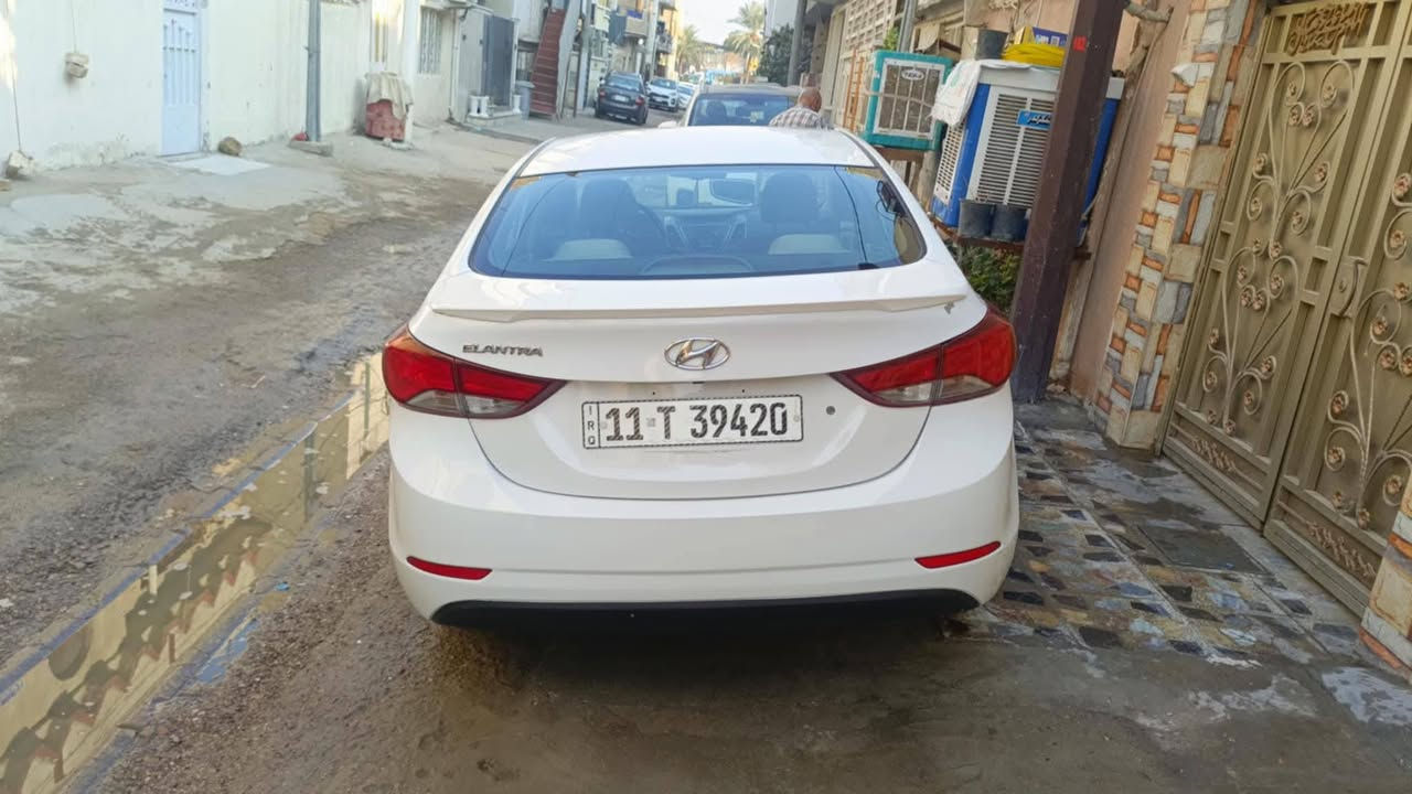 يا الله السلام عليكم
النترا خليجي موديل 2015 

للبيع سياره نضيفه وجديده 

كير محرك كفاله عامه 

سياره جديده عل اخير حبايه

رقم بغداد الجديد تحويل ثاني يوم

سياره ماشيه 69 

سياره كامله مكمله وكل نقص مابيها 

سياره بيها صبغ باب خلفي فقط والباقي كفاله عامه 

سياره صفاحها موس ونضيفه مال جناي 

وكل نواقص مابيها 

سياره تجي وتشوفها أحله من صور 

وسياره شرط السونار كلشي كفاله عده الباب فقط 

سياره نص فول كنشات بيجي جام اوتو لد امامي 

سعر السياره 135 وبيها مجال 

عنوان السياره بغداد حي العدل  

رقم للاستفسار ***********
