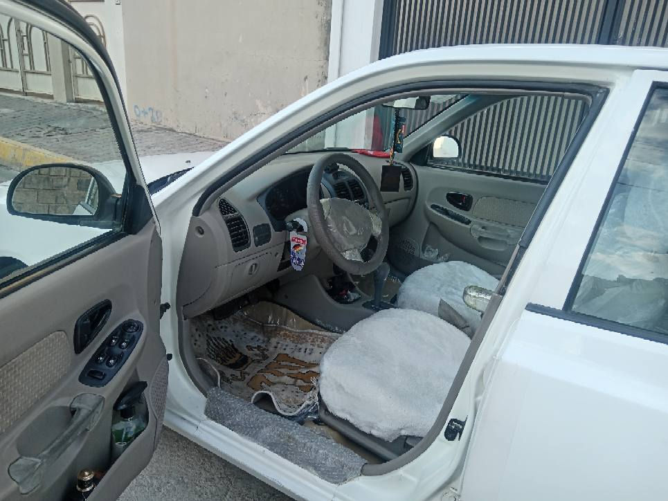 لبيع او مراوس باوبترا هونداي فيرنا ابيض ثلجي موديل ٢٠٠٩ رقم اربيل كيرا الاوتوماتيك محرك جبير حجم ١٦ كير ومحرك بشرط لاصرف ولابخار سيارة جديد دينار مصرف مابيها موصفات معروف ٤ جامات كهربائي كونترول قفل مركزي مرايات كهربائي ٤ اطارات جديد كلها جديد وتبريد شغال ثلج تدفئه شغال سيارة بيها جاملغ خلف ساق وبيها مكانات صبغ كارت مال تكشير اني ابيع احزام سعرها ٦٦ وبيها مجال واذا اكو اوبترا اراوس رقم موبايل *********** مكاني كركوك كركوك, العراق
