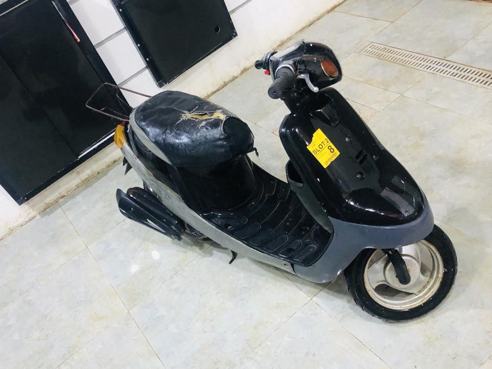 بطه للبيع كوم حديد تايرات جدد  السعر 75 الف ***********
