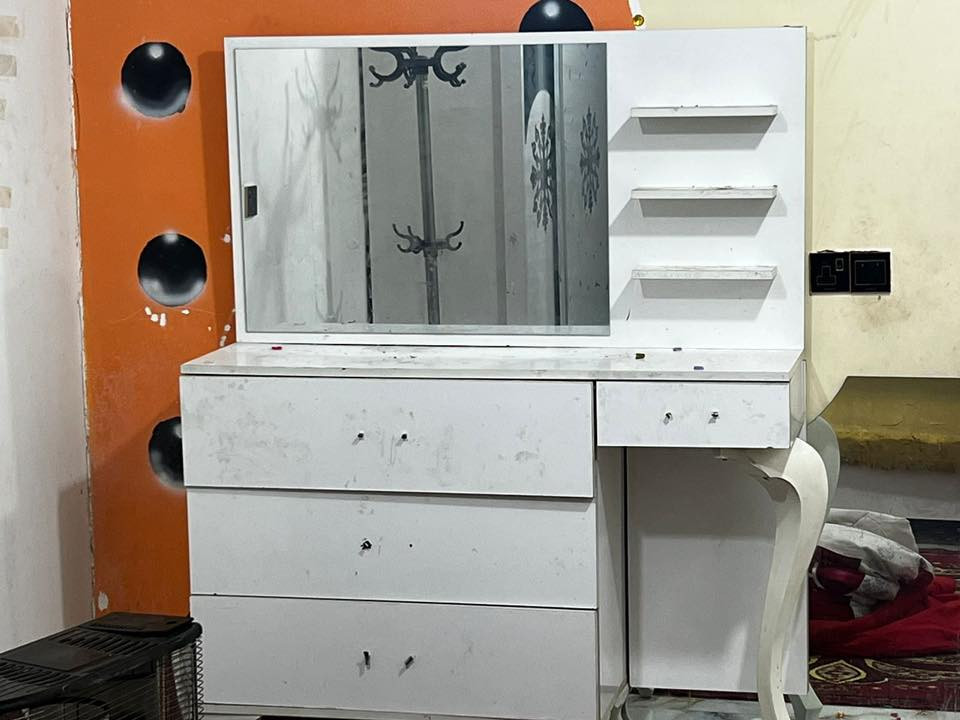 قيم وخذ(انطي سعرك وبلعافيه)
‭٠٧٧٠ ٥٣٧ ٤٨٢٢‬
اتصال فقط
