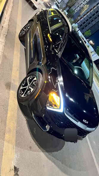 كيا سبورتج 2023
وارد أمريكي فول مواصفات عدى الفتحه 
دعاميه الاماميه فقط ( بدون أيرباكات مكفوله )
 المواصفات....
رادار أمامي 
رادار خلفي 
شاشه كبيره متصله 
تحديد مسار 
حساسات اماميه وخلفيه 
تحكمات ستيرن جهتين 
كراسي كهرباء 
تدفئه تبريد لمس مناخ منفصل 
داخل اسود جلد 
قطعتين تبريد 
بصمات أبواب وجنطه وتشغيل 
ويل كب كروم 
تخم تايرات جديد 
ماشيه ٢٢٠٠ كيلو فقط 
وبعد اكو مواصفات ما ذكرتها 
السعر 218  ورقه مكاني بغداد 
للاتصال على الرقم ***********
