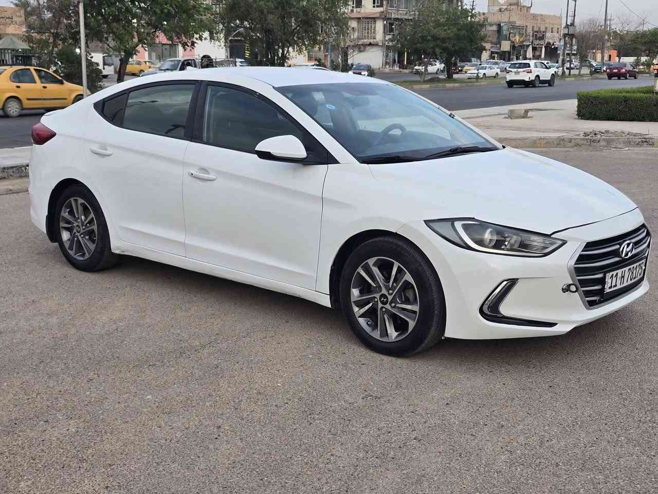 السلام عليكم سياره نوع النترا موديل 2017 امريكي  سياره جاهزه ماكينه كير حداديه تخم تاير تبريد تدفئه  مكان السياره كربلاء السعر 98 رقم الهاتف*********** بيع فقط
