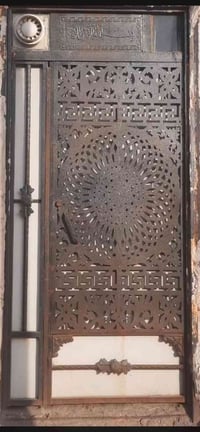 باب حديد • استخدام أقل سنة • شارع بغداد