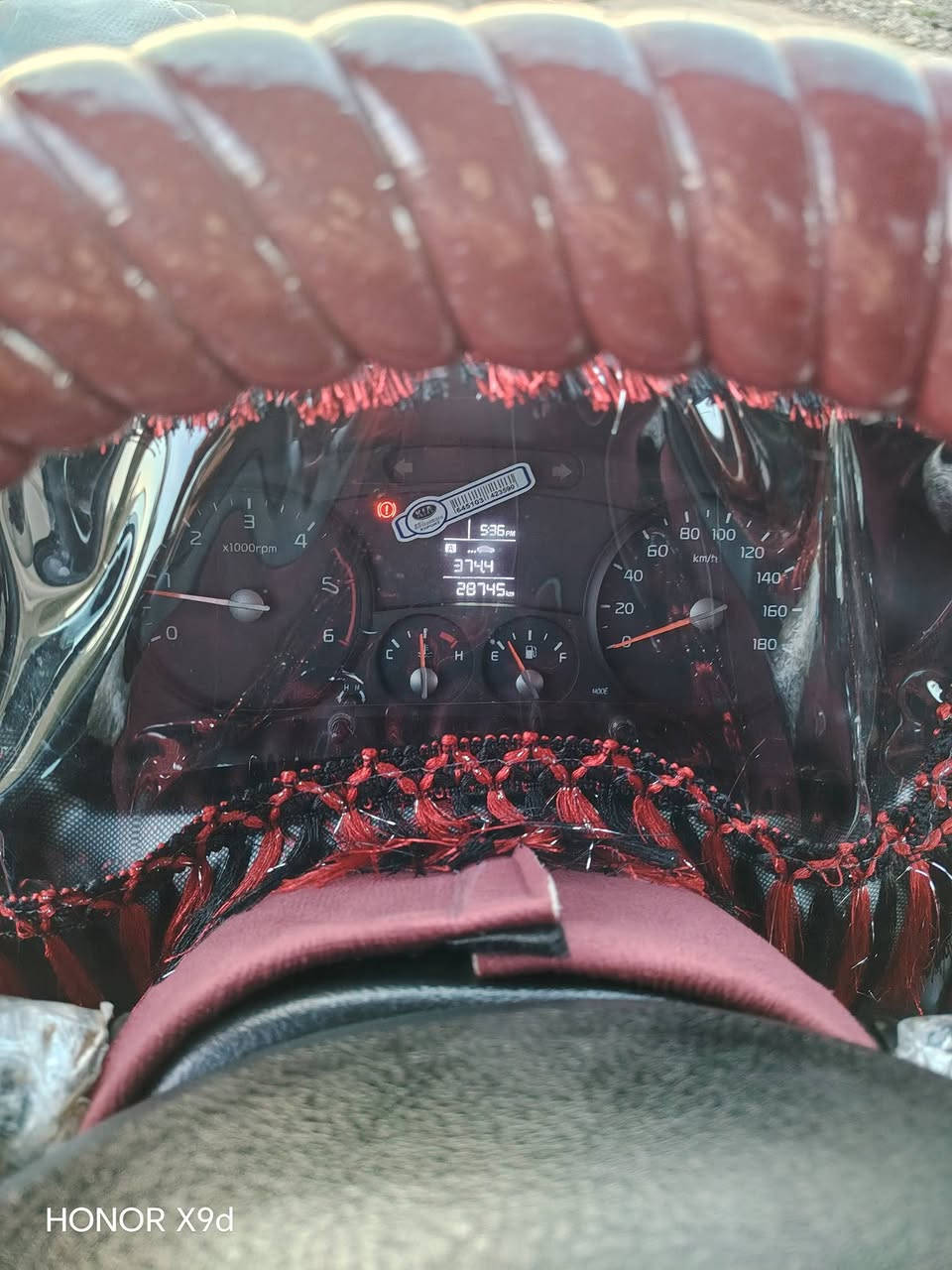 سلام عليكم كيا حمل للبيع ماشي٢٨الموديل٢٤سيارة جاهزة من كلشي مكفولة كفالة عامة لاتنقيص ولاتبخير سنوية بأسمي تريد تحويل تريد وكالة إلى سنة ٢٠٢٨العنوان صلاح الدين قضاء  الشرقاط***********
