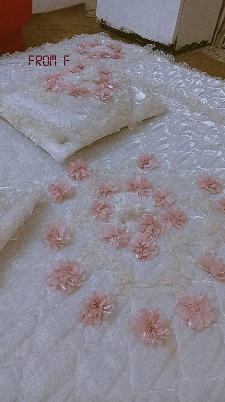 السلام عليكم نزله عرس لون أبيضاستعمال اسبوع  نضافه 90 بالميه سعرها اربعين مدينة الصدر الله شاهد  بس اسبوع اخت الجديدة  *********** واتساب
