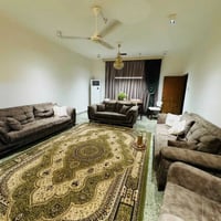 دار للبيع مساحه 200 م واجهه 10 نزال 20  طابقين يحتوي على 4 غرف نوم جاه...