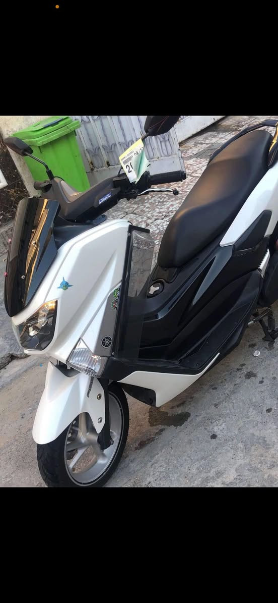 السلام عليكم 
دراجه Nmax 
دراجه مكفوله كفاله عامه 
السعر 14 بيه مجال 
العنوان : الحريه الدولعي 
رقم : ***********
