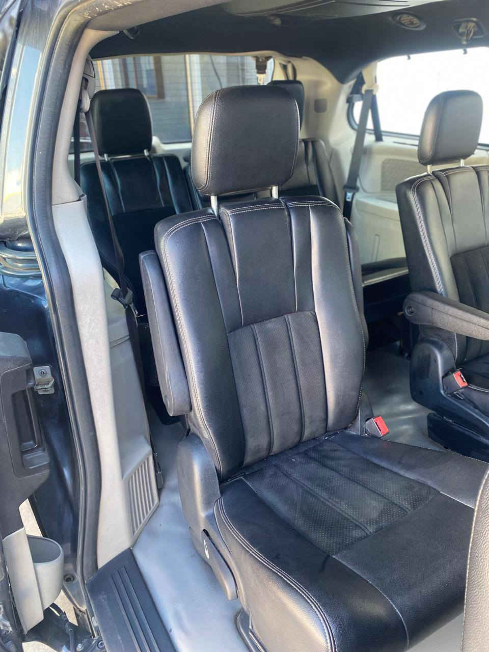 سلام عليكم
دوج كرفان sxt موديل 2014 صور الحادث بل منشور  بسمي السياره استخدام شخصي العنوان بغداد السعر 120 وبيها مجال اتصل وبيك خير وتدلل  ***********غير متواجد على فيس والخاص
