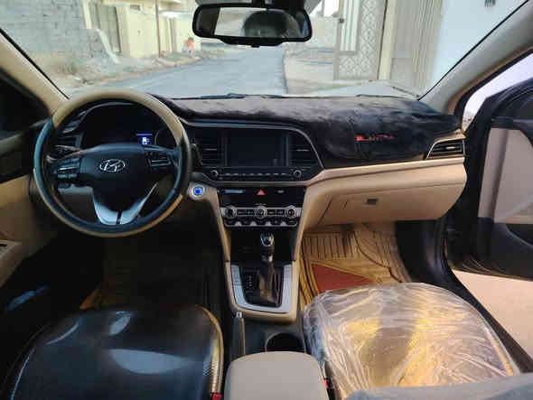 السلام عليكم النترا 2020 حادث بنيد مصلح نفسه السياره ليبل واحد تبريد ثلج مكينه كير سفتي. مكفولات مكينه جديده صار شهر  تخم تاير جديد صدر جديد السيار فول مواصفات واحد على واحد  ماشيه 74      مكان السيار بغداد. السعر. 143   ماتف    ***********.غير متواجد على الفيس
