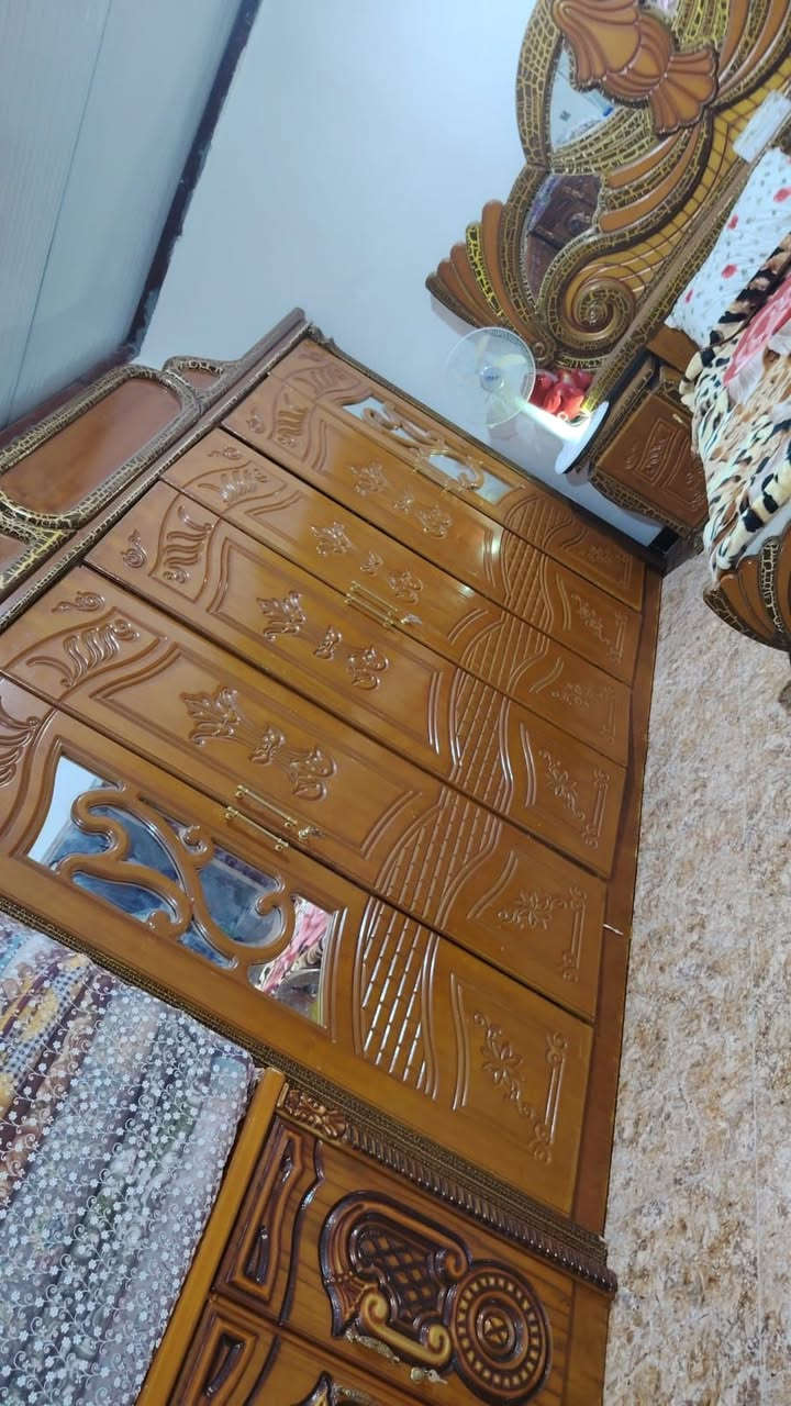 غرفه عراقيه للبيع 
450 تواصل خاص او ***********
