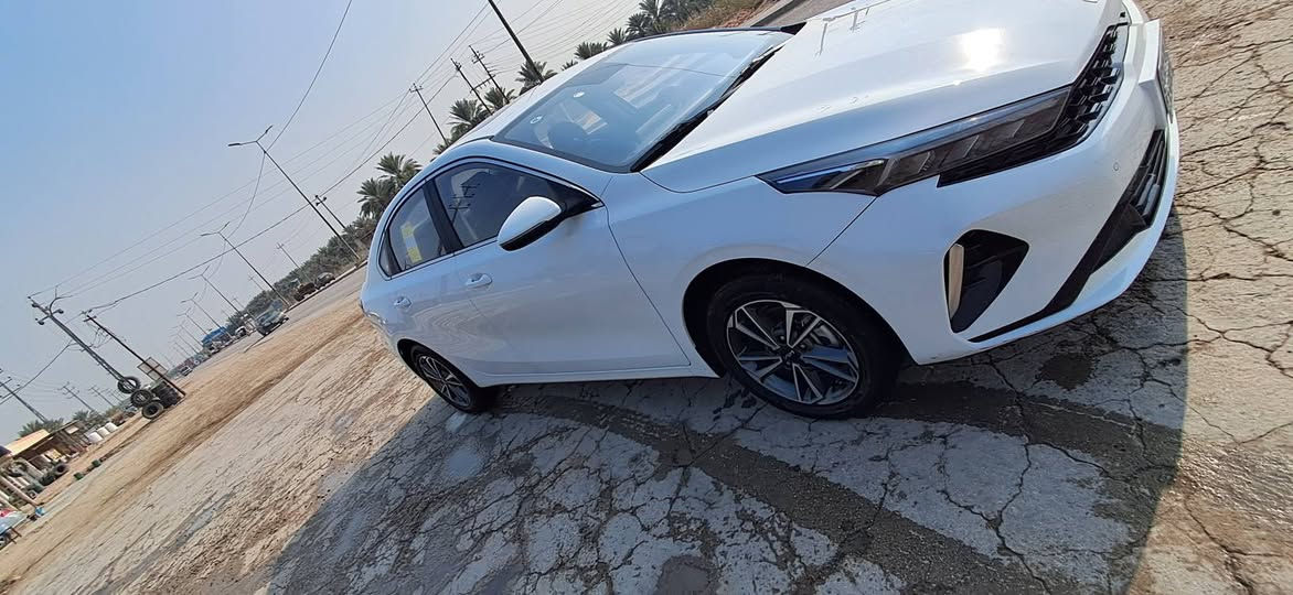 السلام عليكم
كي ثري K3
موديل 2025
كفاله 
رقم أربيل 
باسم شركة
فووول مواصفات 

رايدها 154 وبيها مجال قليل 

مكاني النجف

***********
واذه اكو مراوس بعد حسن ريد تاهو موديل 14 وجوه
