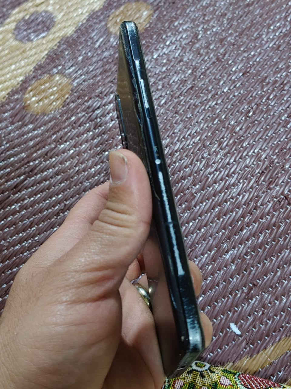 كي٤٠ للبيع او مراوس جهاز ما مفتوح بس ضهر مفطور ولشاصي كلشي مبين بل صورة ٩٠ افريم للبيع تفاصيل خاص او مراوس *********** وتساب
