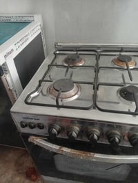 طباخ إيطالي • ٤ عيون • فرن نضافه