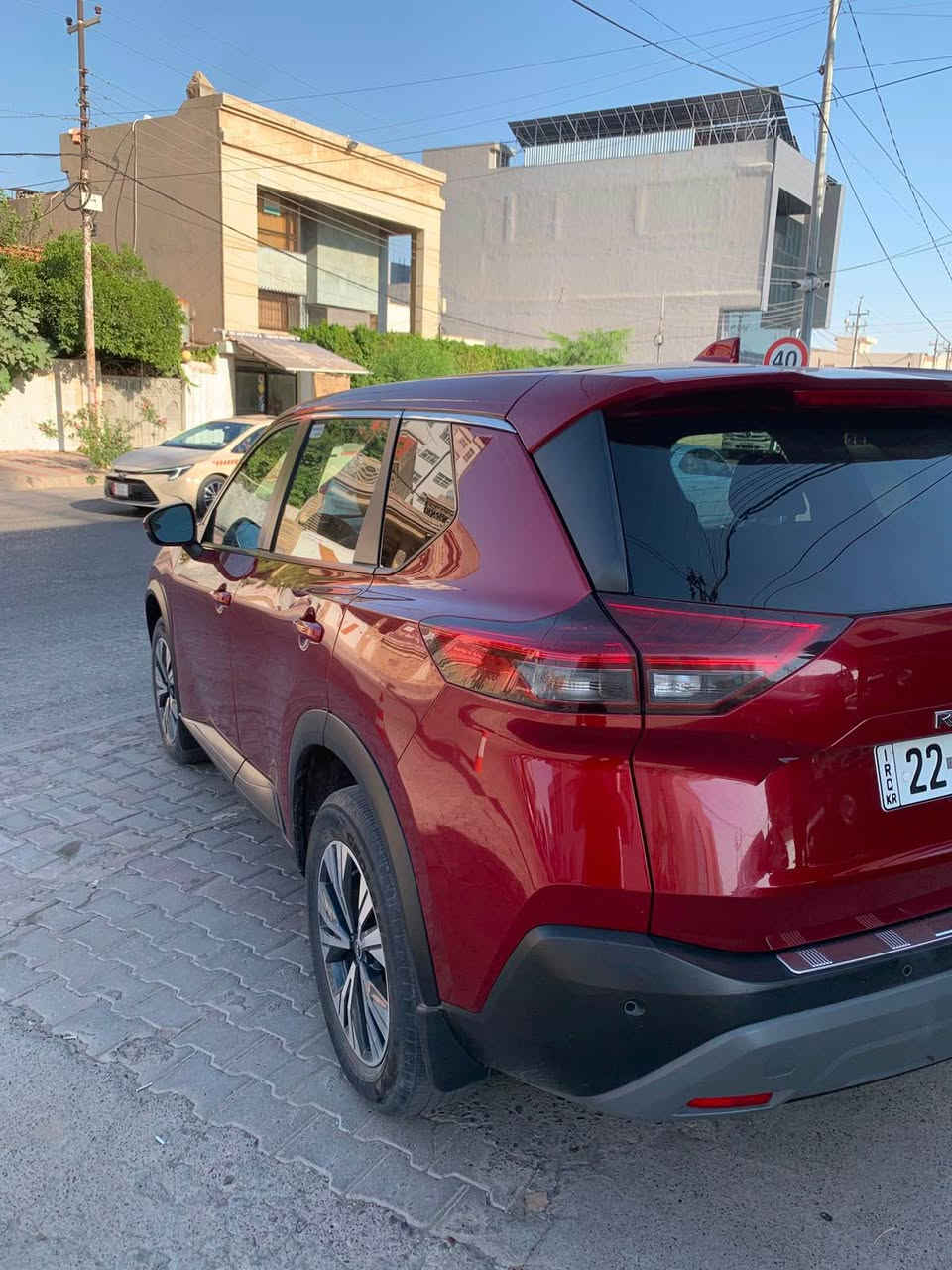 Nissan Rouge 2022
sv . awd 
تــــەنها بۆنیت سبوغ 
بێ ناو گرتن ، بێ تەعدیل 
ئێڕباگ سوکان و یەک شان
مەکینە / V3,15 تــــــۆڕبۆ 
ڕۆیشتن / تەنها ٤۰ هەزار میل 
ڕەقەم و سەنەوی نوێیە ٢٠٢٨ 

تەنها فرۆشتن ،
نرخ / ١٣٨$
*********** أربيل, العراق
