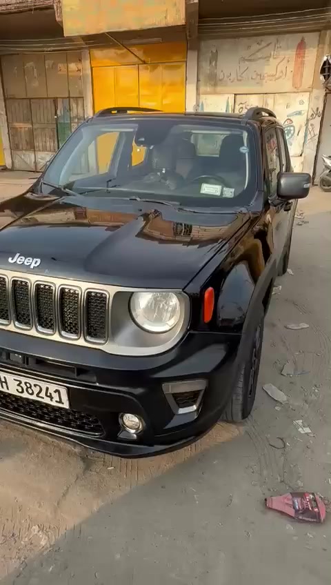 جيب رنكيد 2021
رقم سليمانيةتريد وكاله تريد مداور 
ماشيه 70الف 
سياره استخدام شخصي جديدة فول مواصفات بانوراما بصمه كشنات جلد محرك 1300تيربو  
حادثة بسيط طخه بخشم ابجاملغ وشوي من البنيد سونار موجود
140 وبيها مجال
***********
