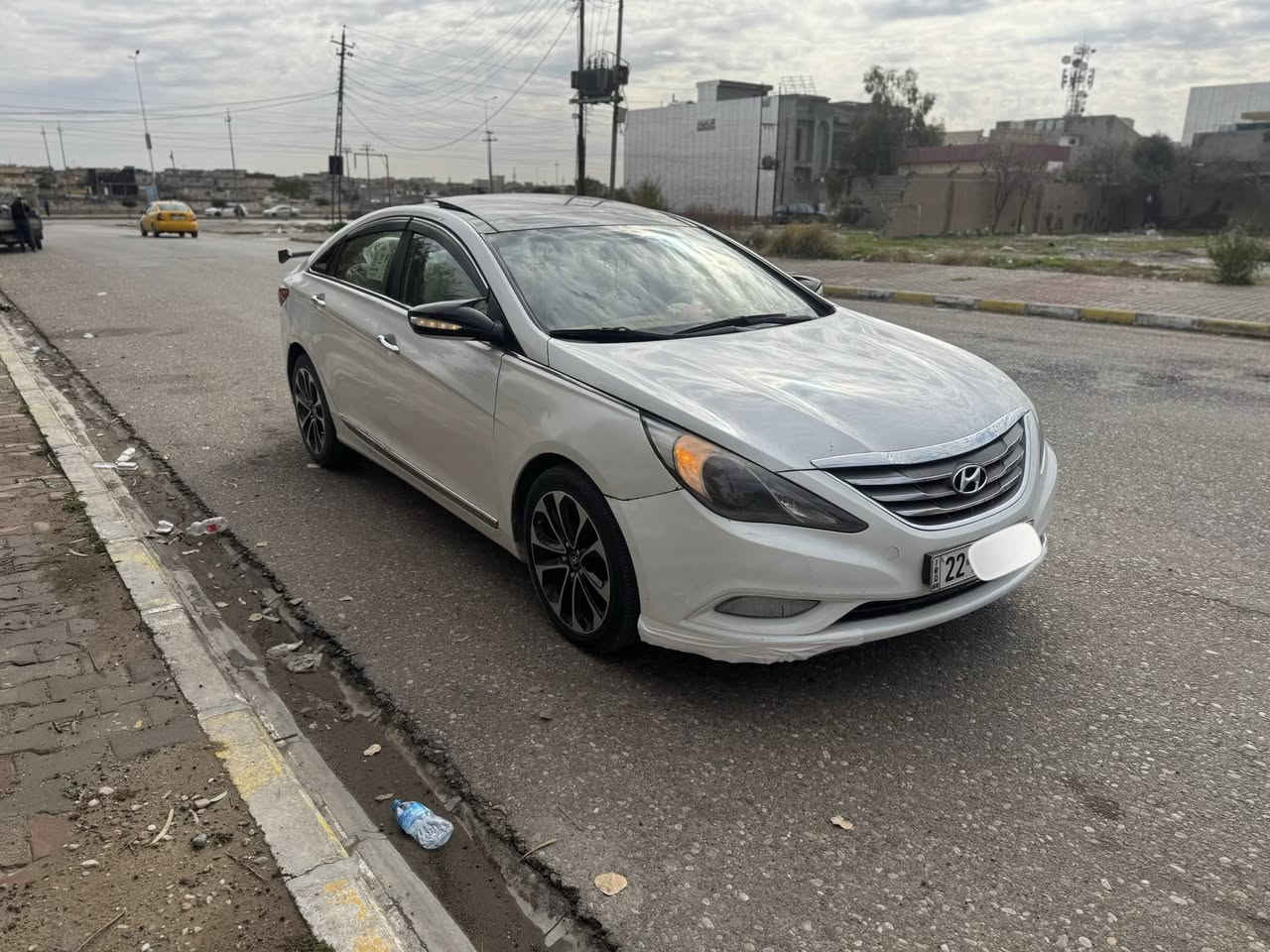 هونداي سوناتا 2011
فول الفول ( مكينة 2400) خليجي كير محرك ما مفتوح بشرط
رقم اربيل دولي جديد 
دفتر بانزين بي 
المواصفات :
2- نظام ترحيب
3- بصمه +بصمة ابواب+بصمة الصندوق
4- بنوراما ثلاث طكات
5- شاشه ابيباد
6- مري شفط
7- حاكيه
8- تبريد بيانو
9- فول تحكم ستيرن جهتين
10- مثبت سرعه
11- حساس خلفي
12- كشنات كهربائية الاماميه 2
13-خزن ميموري وضعيتين للكشنات
14-تبريد وتدفئه الكشنات الاماميه والخلفيه
15- لد امامي
16- حساس اطارات+ بلوتوث Usp3 مخارج
Eco+Normal 18 - وضعيات قياده
19-نظام مانع انزلاقAbs+اضاءة دشبول درجات
20-سستم صوت دمام امامي وخلفي.

سياره بي صبغ 5 بدون دواخل

مكاني كركوك

السعر $104

رقم هاتف
 ( *********** )
