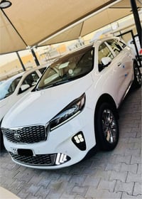 سورنتو ٢٠٢٠ • كويتيه • ماشي ٥٠ الف