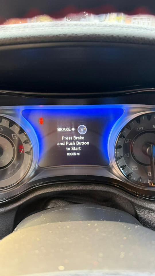 اوباما S بلاك للبيع 
فول مواصفات
مواصفات الS المعروفة 
بانورما 
شفتات 
تشغيل بصما 
السيارة جاهزة من كل شي حدادية ١٠٠٪؜ 
السيارة متواجدة بالبصرة شط العرب تنومة 
بيهة بس بنيد مبدل نفس اللون 
للاستفسار اكثر هاذ الرقم 
‭٠٧٧١ ٢٠٠ ٠١٦٤‬
