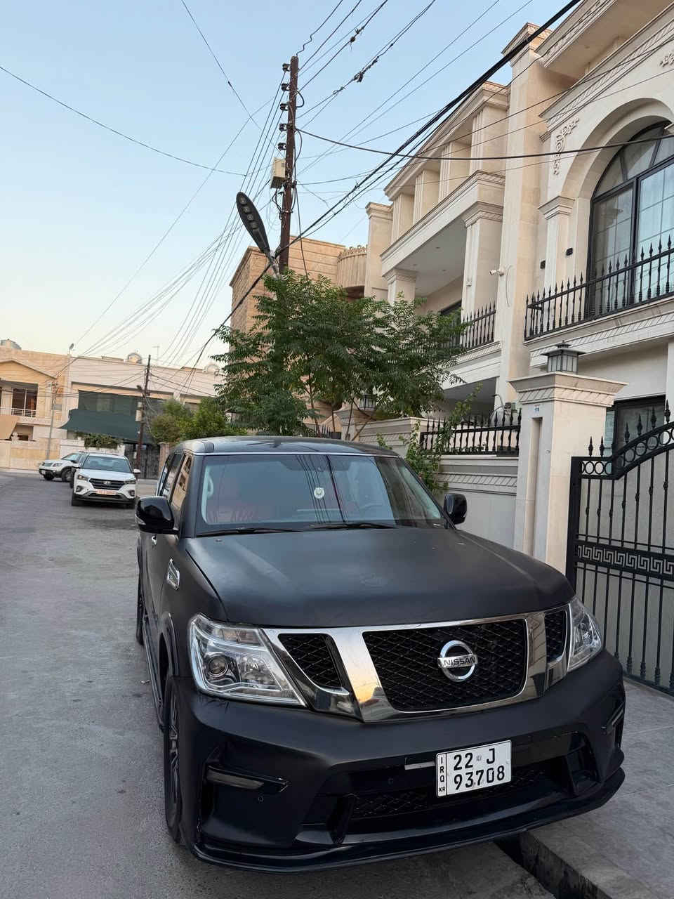ارمادا 2017 محدث داخل و خارج 
سعر 165 بلاش
‏***********
***********
محدث نيسمو بالكامل ٢ قطعه صبغ فقط ضرر جدا خفيف بدون نقطه داخلي + سقف بيهه كلير امريكي شرط بدون ضرر سياره جديد   ماشية 101 الف فقط  كشنات تدفئة و كهربائي و دفع رباعي ٤/٤ گير ومحرك  شرط دواخل جدا مميز احمر دبل بصمة بلاد سياره مغلف كامل ضمان درجة الاولئ بصمة و شغال عند بعد جميع مقاعد كهربائي و مفصوله منامية و 7 راكب و جميع مقاعد بيهه تبريد خاص شاشه كبير   محرك 8  صندوق كهرباء سنوية و رقم و هزة كلهن جديد 5 كاميرا 360 درجة و رادارات امامي و جانبي و خلفي  ستيرن كهرباء تسعد و تنزل مراية اوتو و شفط و رادار و تسعد تنزل اوتو بعد بيهه هوايه مواصفات ماذكرتها مكانها اربيل رقم و سنويه جديد تحويل مباشر أربيل, العراق
