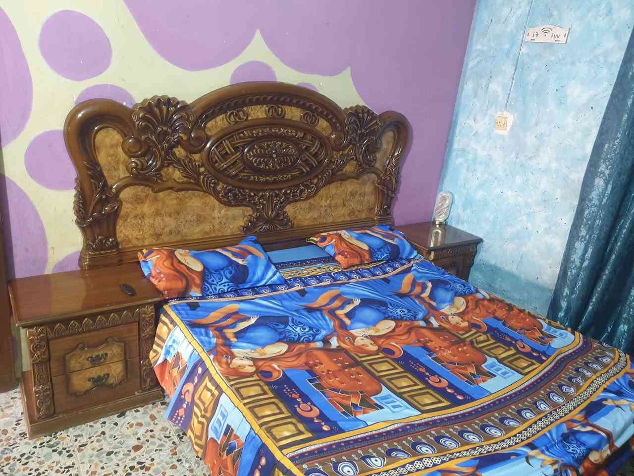 السلام عليكم غرفه ماليزي غرفه نظيف وثكيله يرادلها ترتيب بيسط رايدها بل 250 وبيها مجال مكاني بغداد ومستعجل عل بيعتها ***********
