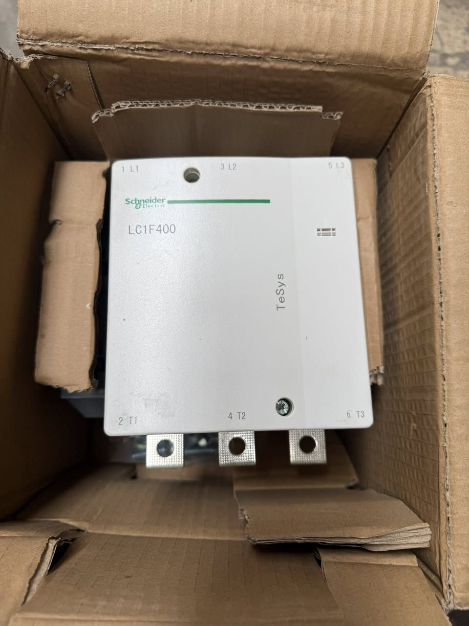 متوفر كونتكترات شنايدر ✅
جميع الامبيريات 
للطلب والتواصل على الواتساب ***********📞
