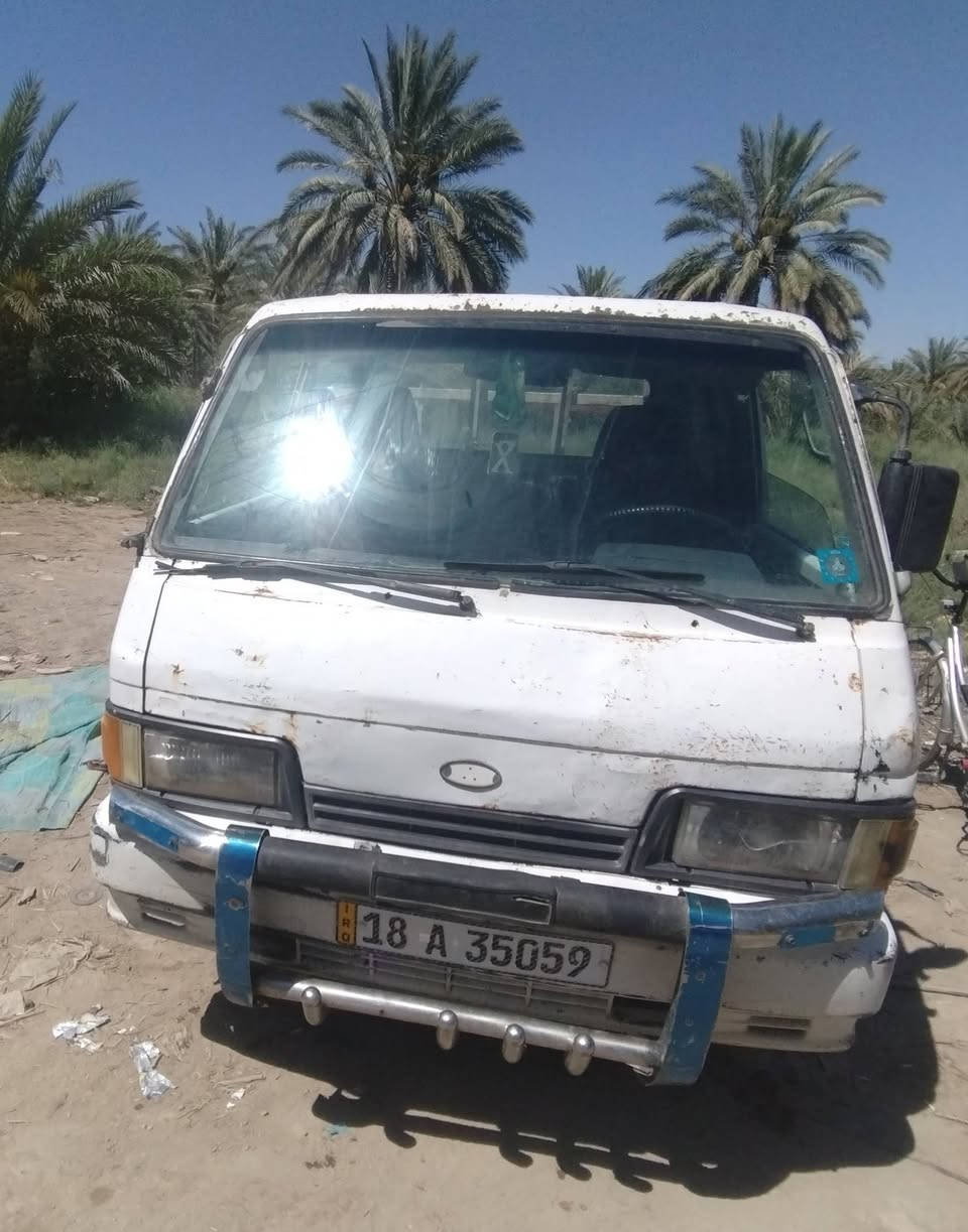 السلام عليكم كيا بنجو للبيع موديل 95 باسمي الماكينه خير من الله السياره جاهزه بس النمره الرابعه تفلت المكان بابل المسيب رقمها انجليزي السعر 45 وبيها مجال ***********
