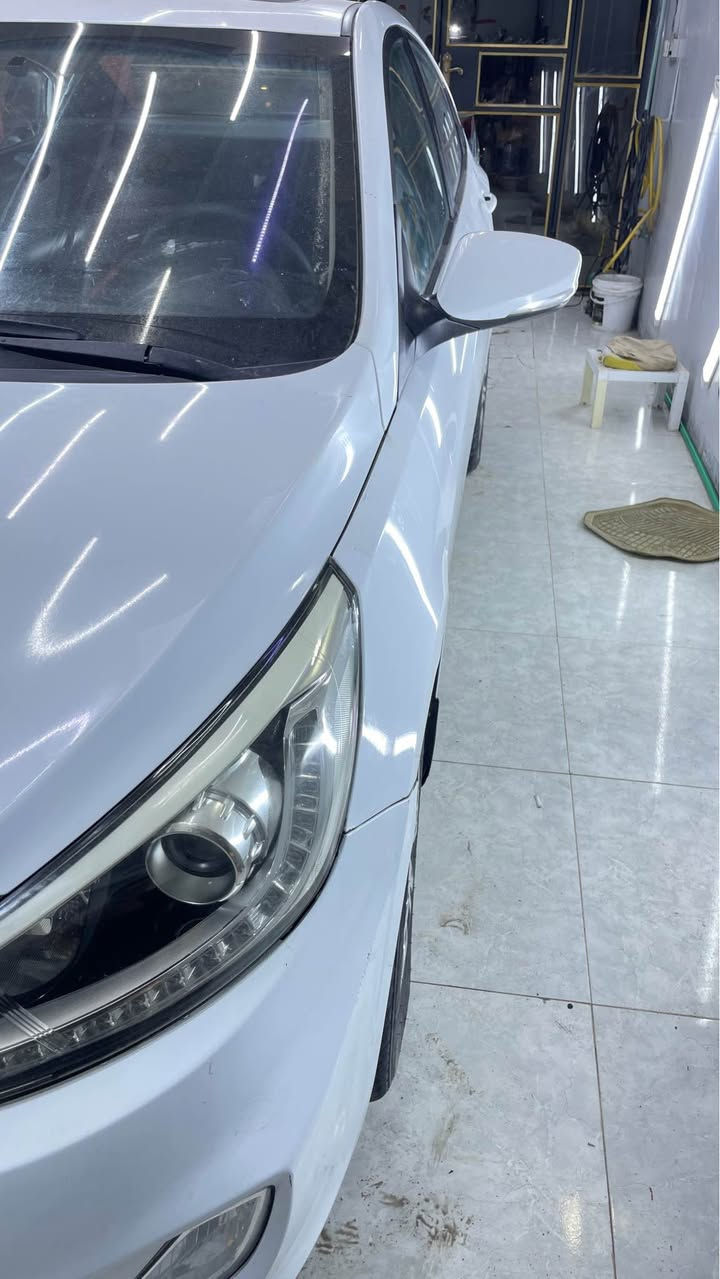 السلام عليكم 
اكسنت للبيع موديل 2017
كفاله عامة عدا الدعاميات 
السونار موجود بالصور
فول كفاله ومواصفات
فتحة طكتين لايت عدسة 
محرك1600 رقم بغداد ب اسمي 
تحويل ثاني يوم
سيارة ماناقصهه اي شي شغل واطلع
الشراي يتصل وحاضر اله
للتواصل 
***********
*********** البصرة, العراق
