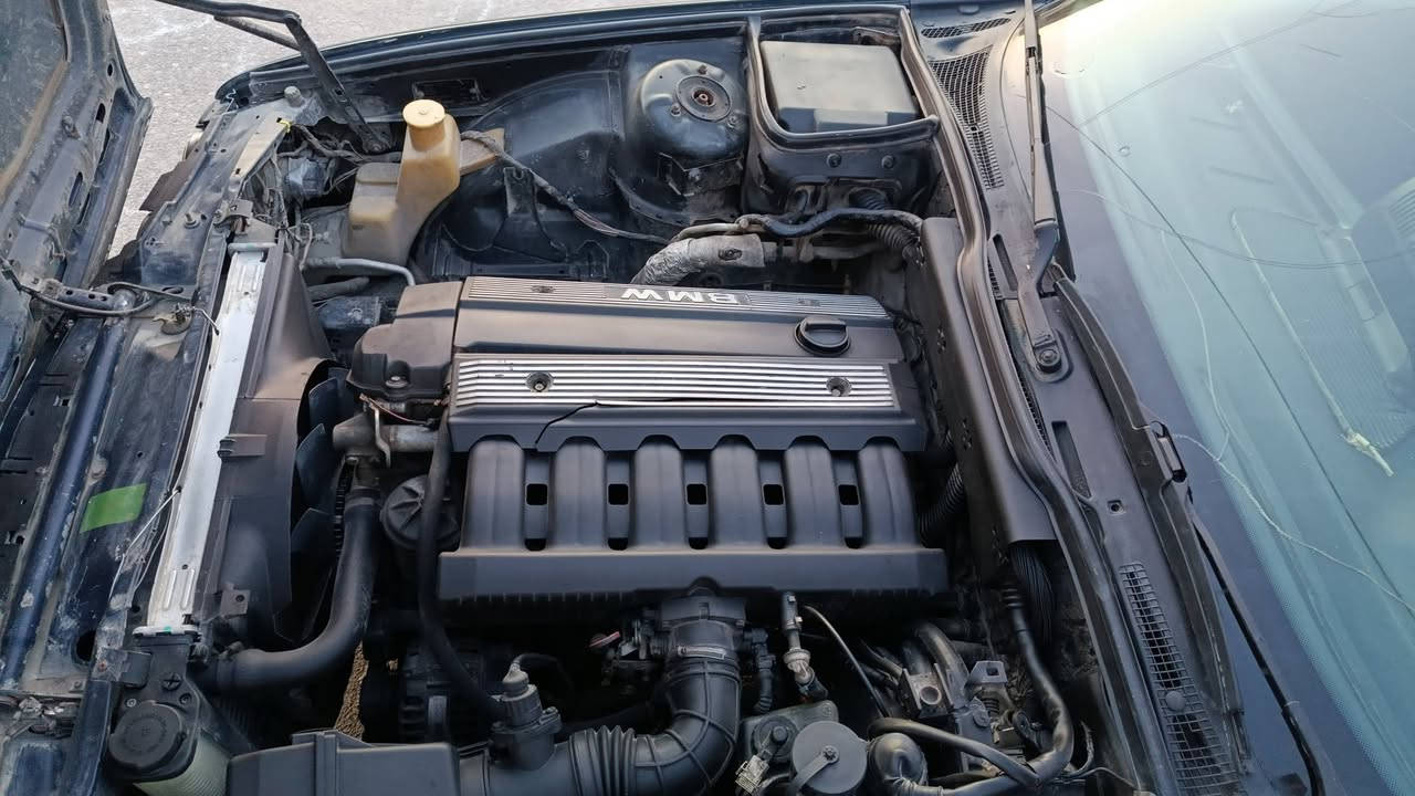 بيم دبليو 520كبس كير عادي كير مكينه شرط بخ جماليه بدون حادث عليها 6ورقات غرامه تحويل وكاله بشرط سعر 40مجال ***********واتس اب
***********واتس اب
