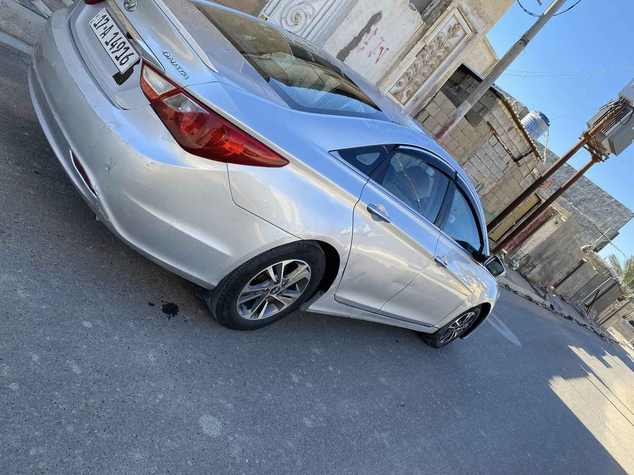 السلام عليكم من رخصة الادمن المحترم
هونداي سوناتا موديل2012 خليجي مكينة نظيفة 2400 دووش رقم انكليزي وهزة جديدة صارلهة شهر باسمي مداور ثاني يوم السيارة مكفولة من الضربة بيه ٣ رشات صبغ اثر طخات بسيطة وبيه جراد موضح بالصور شوف العين السعر 98 ورقة وبيه مجال جدا بسيط حك الجية مكان السيارة محافظة المثنى قضاء الرميثة للاستفسار الاتصال على الرقم ***********
