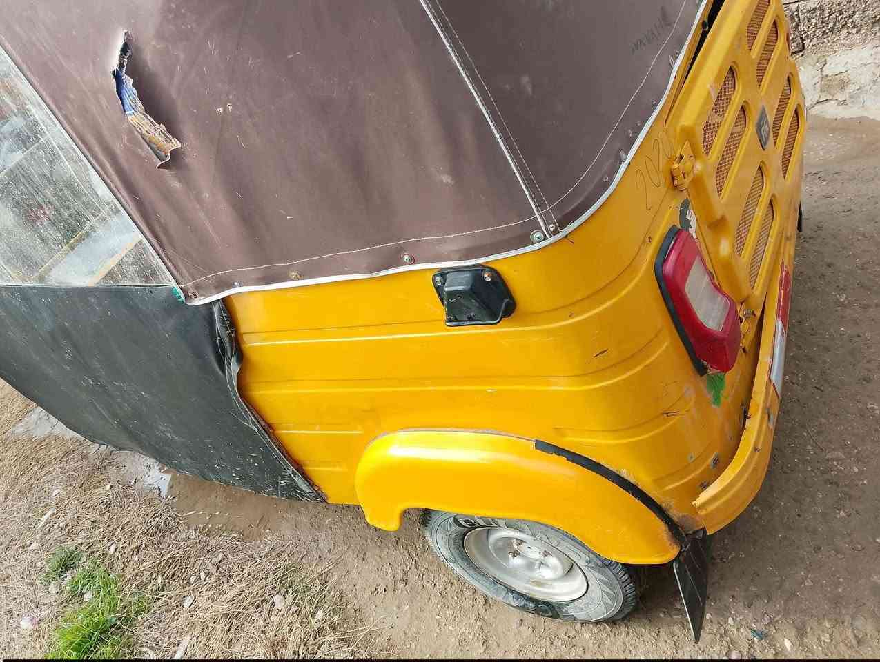 السلام عليك تكتك للبيع موديل ١٩ بيعه لغد لا تنقيص ولا بخير بدون ضربه  مكاني نهروان ***********
