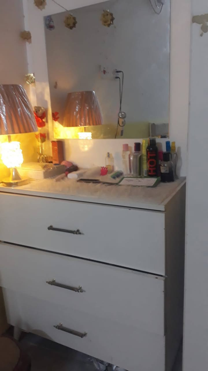 للبيع غرفه نضيفه بس عايزه تخت لمكان حي نداء


**إذا كنت صاحب هذا الإعلان وتريد حذفه لأي سبب، رجاءا أرسل رسالة إلى الدعم الفني**