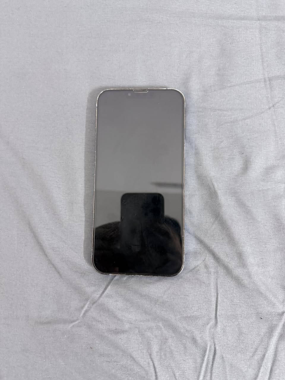 للبيع موبايل iPhone 13 Pro Max
السعة: 256GB
صحة البطارية: 86% 🔋
الحالة: نظيف بي شخوط قليلة

✔ Face ID شغال 100%
✔ ما مفتوح ولا مصين
✔ الكرتون الأصلي موجود

السعر :اعلى سعر ابيع
الموقع: بغداد حي البساتين
للتواصل: (***********)
