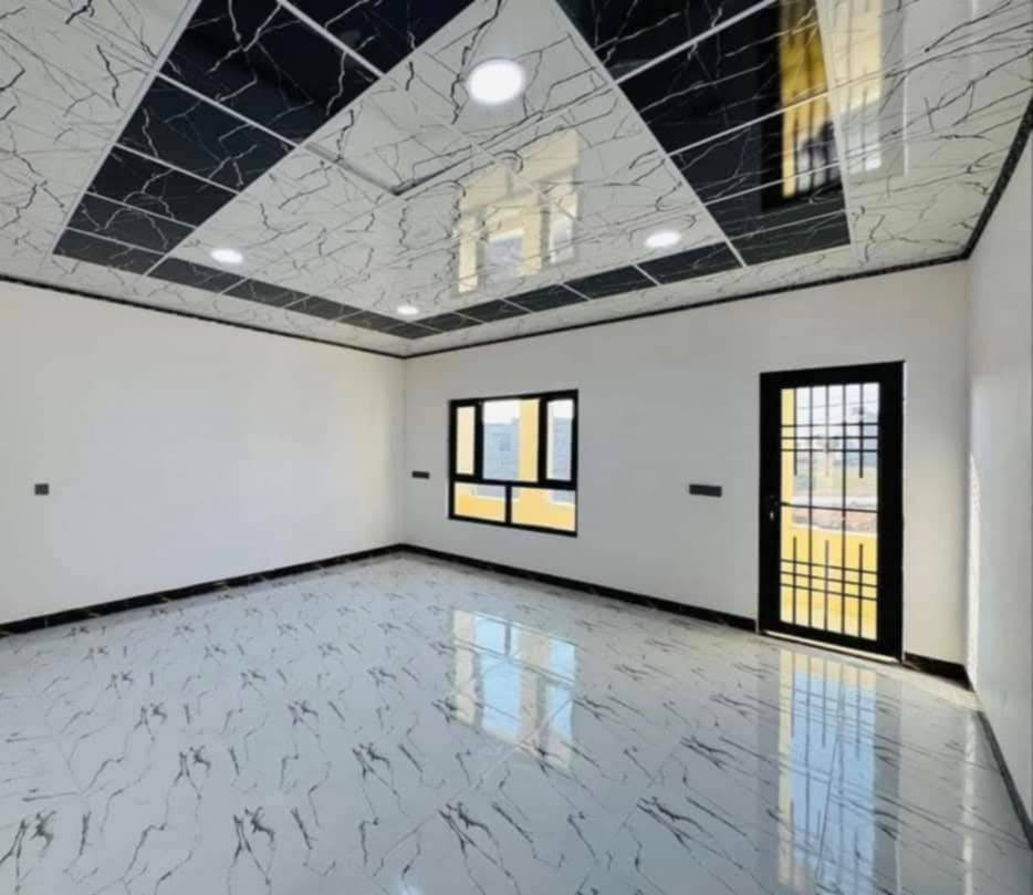 � دار للبيع – حي الملايين الثانيه مدخل مقابل المول 
• المساحة: 120 متر ➖ واجهه 6 متر 
• خدمات كامله ماء وكهرباء وتبليط
🔹 المواصفات :
• بناء حديث نضام دكتات وسبالات وكامرات
• الطابق الأول: غرفتين نوم + صالة + استقبال + صحيات
• الطابق الثاني: غرفه نوم + صالة
• سند زراعي ملك صرف بستان ووصل تمليك
للاستفسار والتفاصيل الاتصال .
#مكتب_انوار_الموصل_للعقار
***********
***********
‏‪***********‬‏
