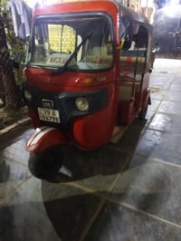 تكتك. للبيع موديل ١٨ بيه رقم 07771330115 بي واتساب